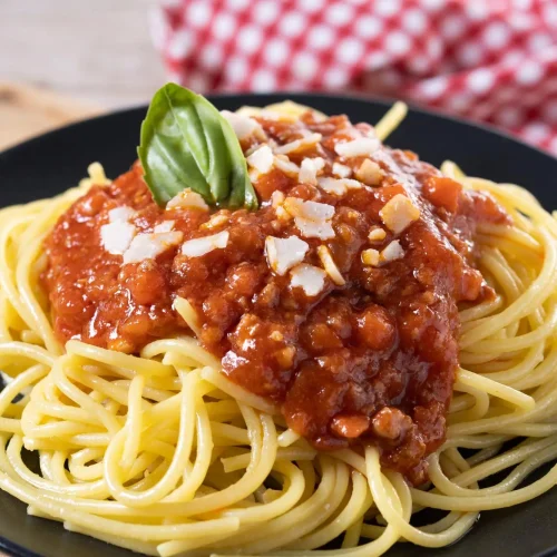 Assiette de pâte à la bolognaise