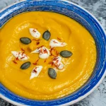 Bol de velouté de butternut