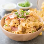 Assiette de coquillettes au jambon