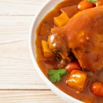 Lapin sauce chasseur