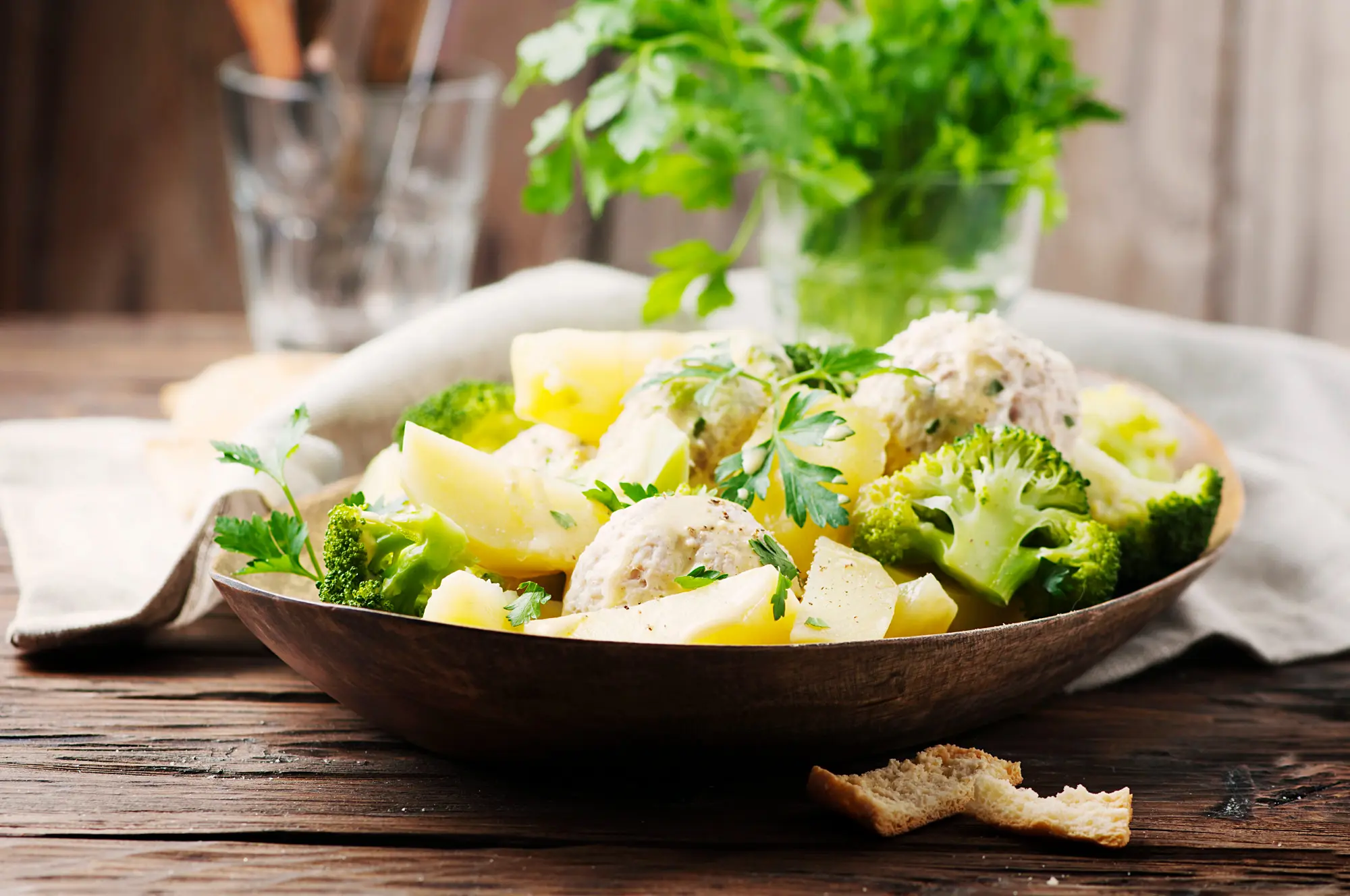 Salade de brocolis et pomme de terre au Cookeo
