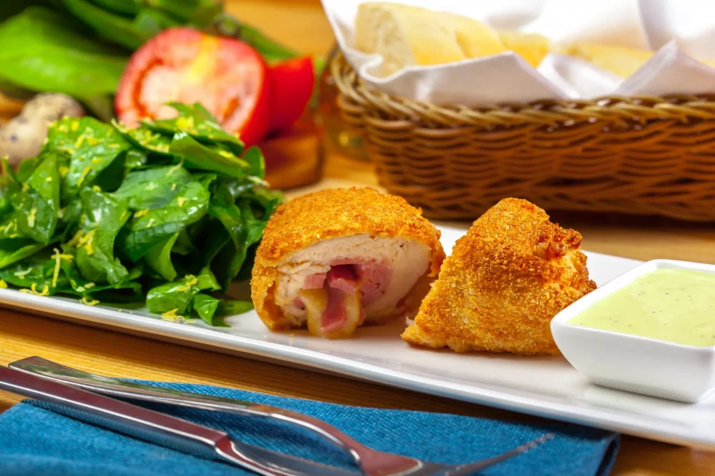 Assiette de cordon bleu de cabillaud