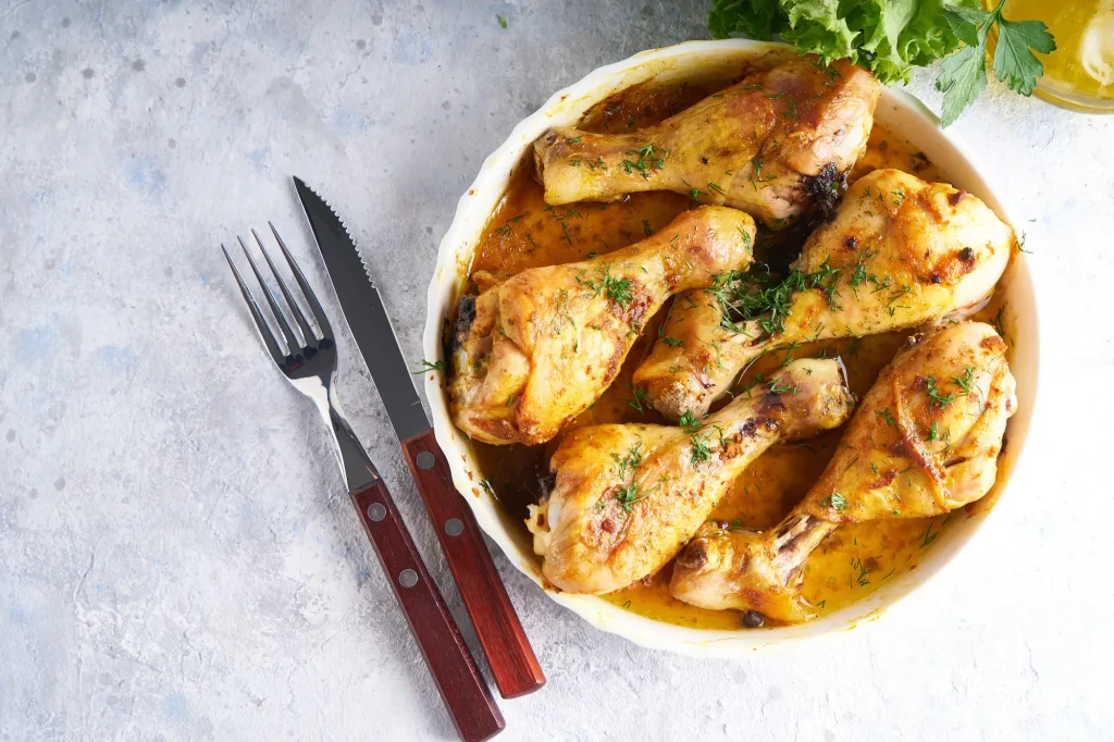 Assiette de cuisses de poulet au curry