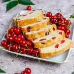 Part de gâteau aux cerises