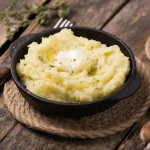 Bol de purée de pommes de terre