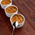 Ramequin de crème brûlée au chocolat
