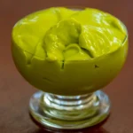 Ramequin de crème pistache