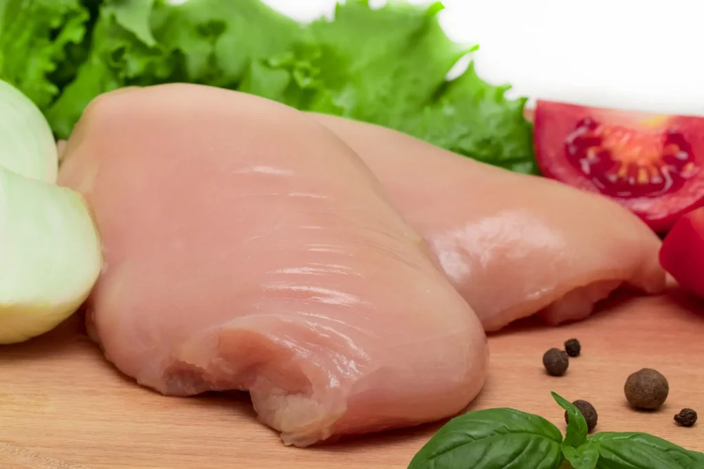 Blanc de poulet nécessaire à la préparation