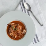 Assiette de satay de boeuf
