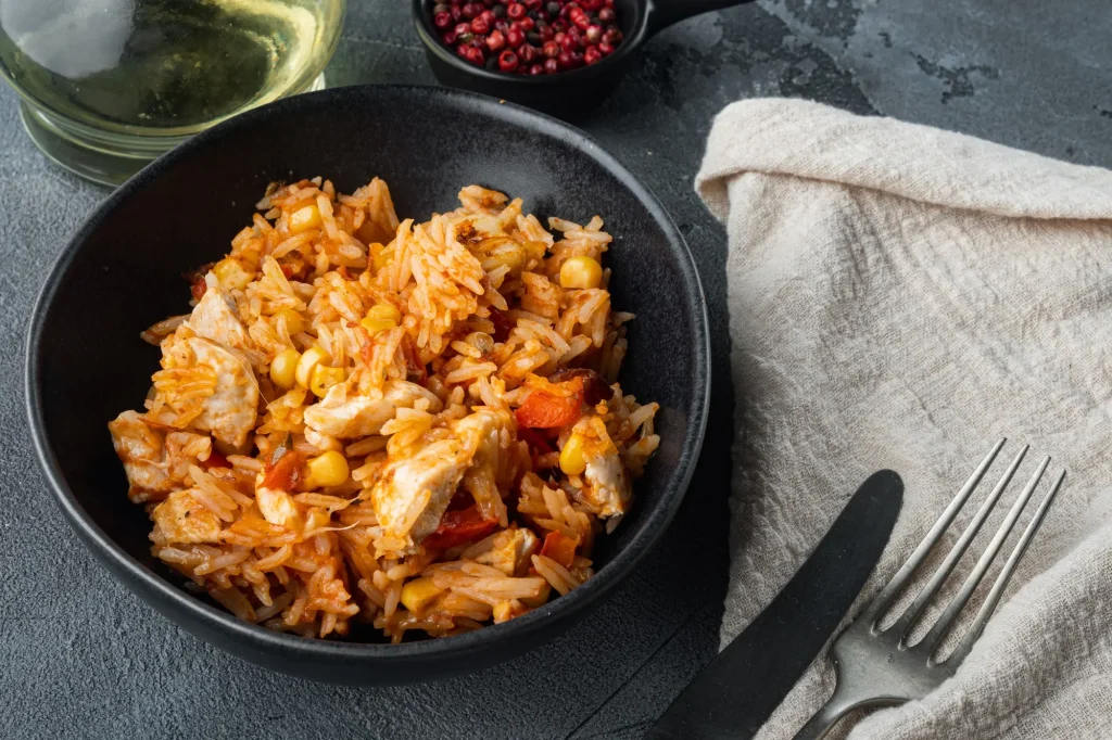 Assiette du one pot riz au poulet
