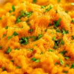 Bol d'écrasé de rutabaga, carottes et pommes de terre