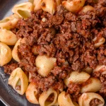 Assiette de macaroni bolognaise au Cookeo